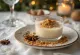 Panna cotta me erëza xhenxhefili e servirur