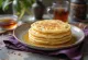Pancake marokene Baghrir e shërbyer