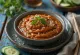 Salcë dip tajlandeze me tamarind e servirur