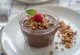 Panna Cotta me çokollatë pa sheqer e servuar